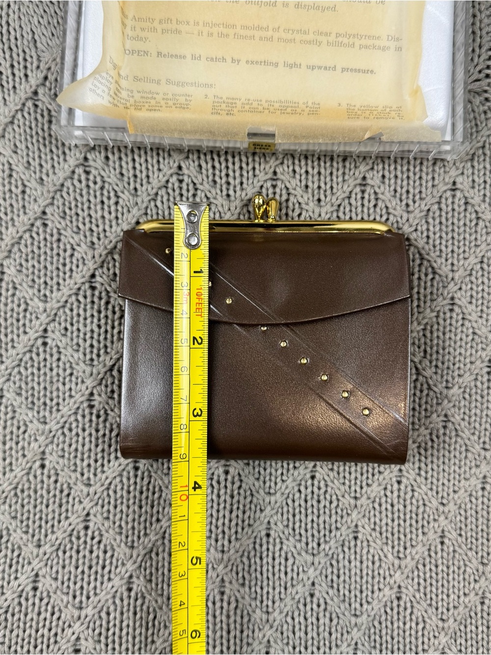 Vintage AMITY Brown Leather Wallet Coin Purse with Gold Frame - Picture 8 of 11